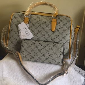 Ladies hand bag